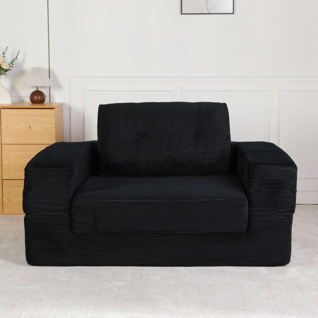 Small Spaces d01027rcukt.jpg